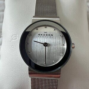 Skagen Denmark 358SSSD Stainless Steel Mesh Watch • Silver